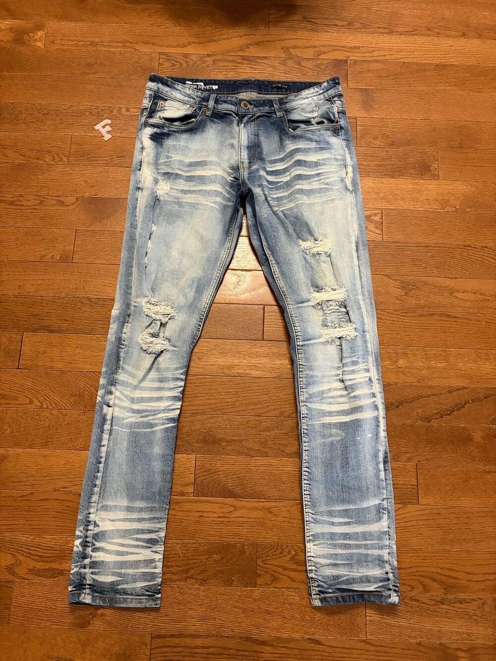 Copper Rivet Slim Fit Jeans Size 34/34 Light Wash Distressed Denim